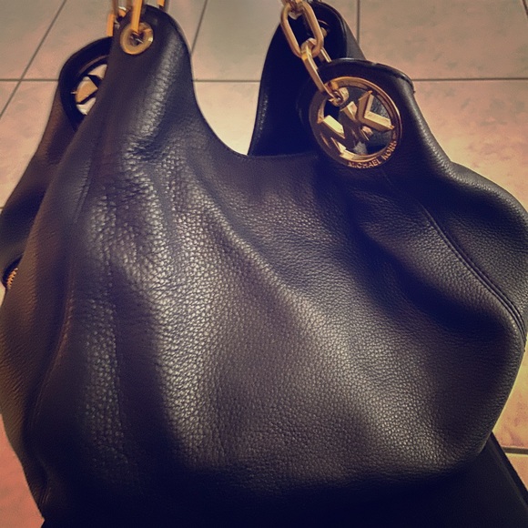 michael kors leather purse